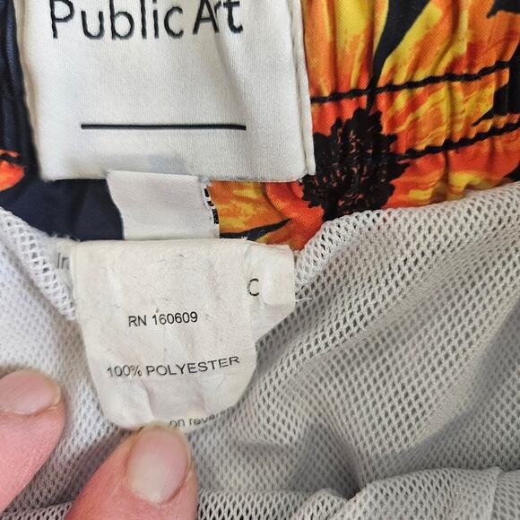 Public Art Daisy Swim Shorts Men Medium 6in inseam Navy Blue - Picture 4 of 9